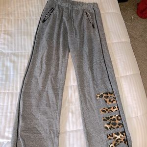 Victoria’s Secret Pink sweatpants